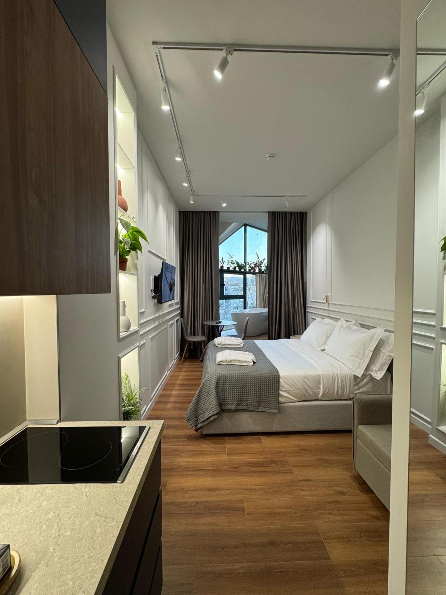 Moonlight Aparthotel